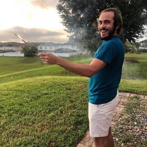 Meet your Posher, Jose